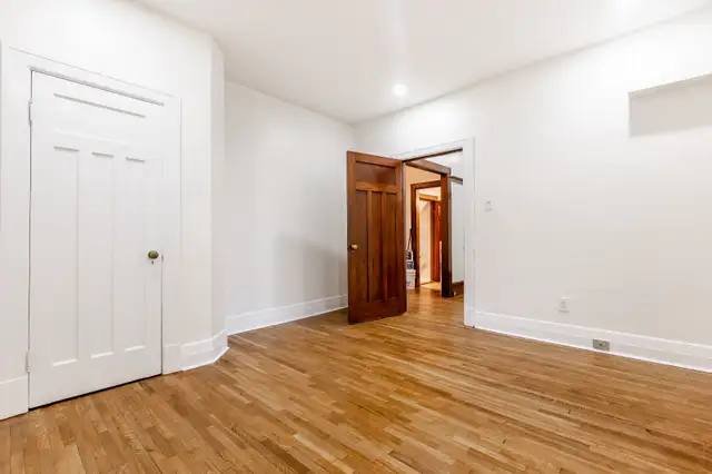 Charming 3-Bedroom Home in NDG with Renovated Basement | $2,400/ - Photo 6