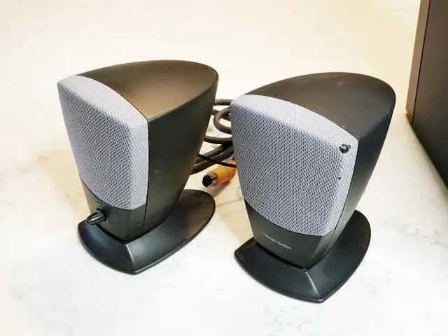 Home/Computer 3-way Speakers with Powered Subwoofer System - Photo 4