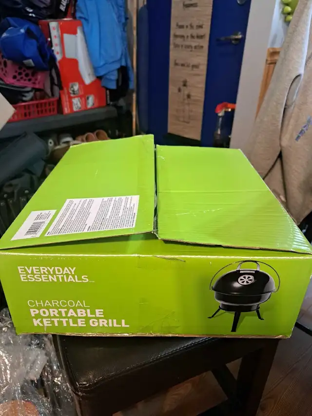 Everyday Essentials Kettle Grill