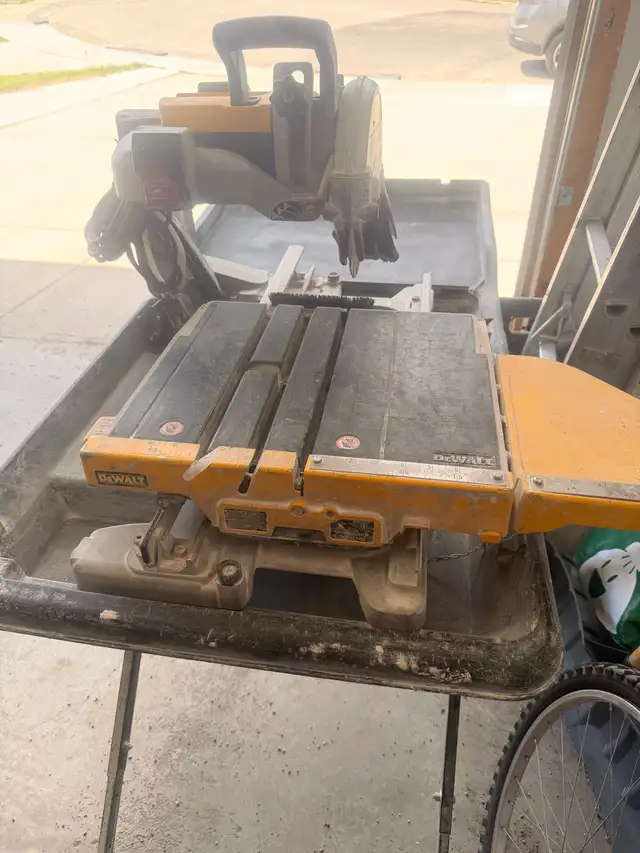 Dewalt Tile Cutter - Photo 3