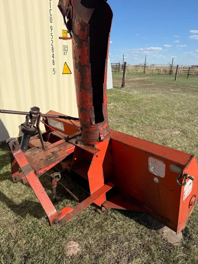 acreage equipment - Photo 3