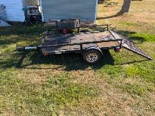Trailer with drop down ramp - Photo 7