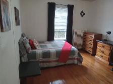 700$ Très belle grande chambre tout inclus.