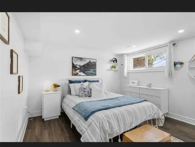PRIVATE ROOM ( UPPER LEVEL) FOR RENT IN MALTON - Photo 2