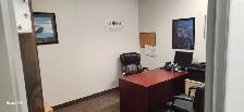 Office for rent in Richmond Hill. Only $595 monthly. Off 404! - Photo 2