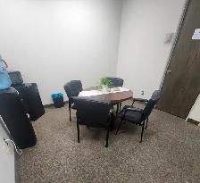 Office for rent in Richmond Hill. Only $595 monthly. Off 404! - Photo 3