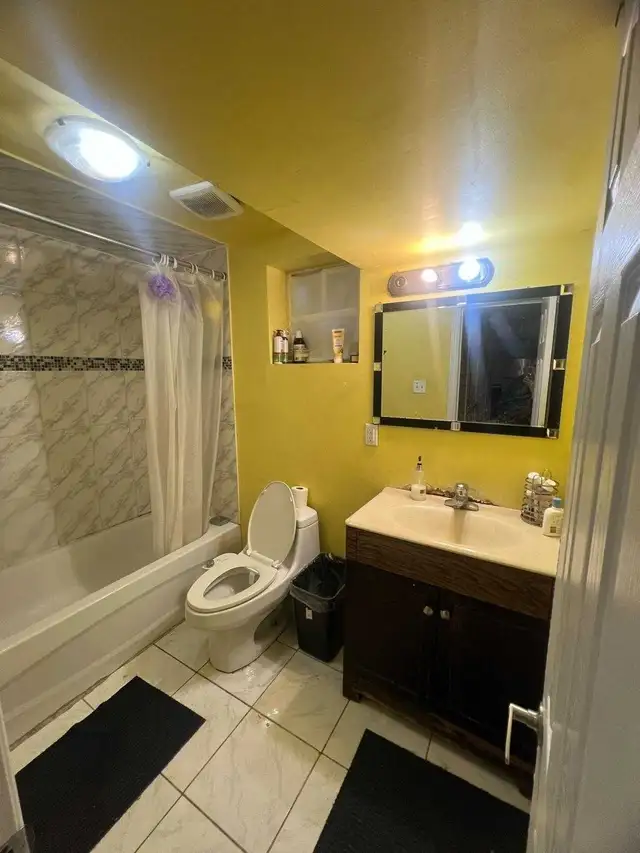 SHARED MASTER BEDROOM (2BHJ BSMT) FOR RENT IN MALTON - Photo 3