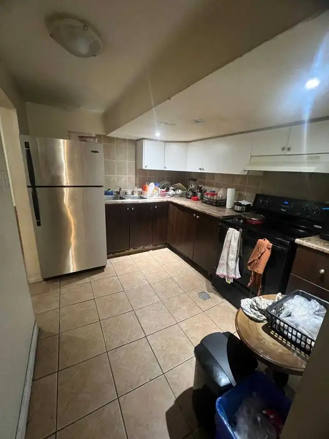 SHARED MASTER BEDROOM (2BHJ BSMT) FOR RENT IN MALTON - Photo 4