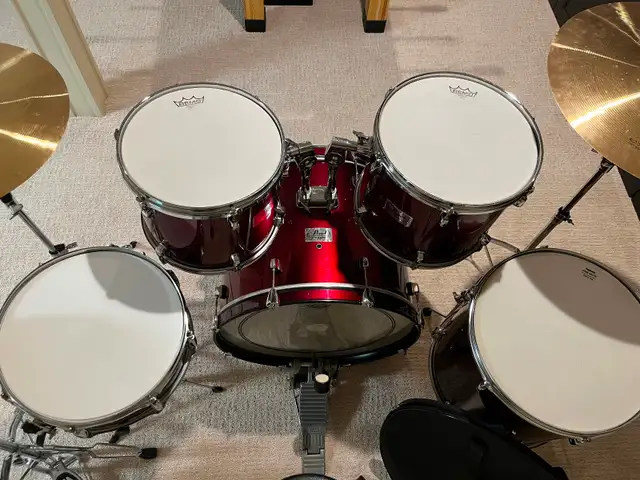 Pearl Drum Set - Very Nice Condition! - Photo 7