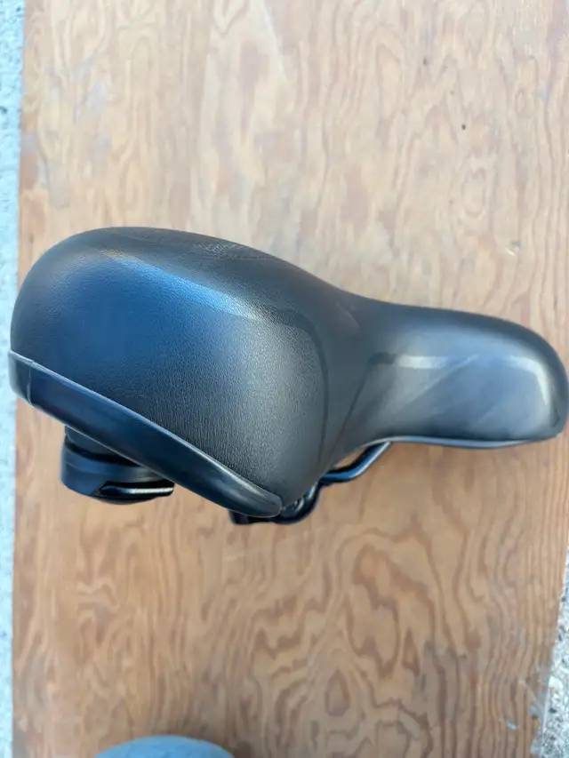 Bicycle seat - Photo 3