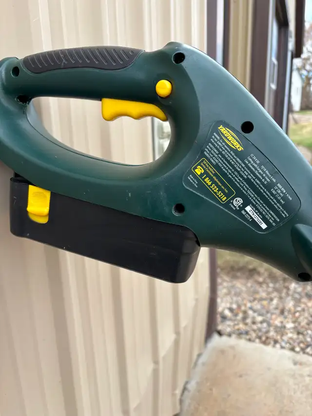 Lawn trimmer - Photo 5