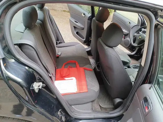 2009 Chevrolet Cobalt LT Low  171,000 Kms Cheap On Gas - Photo 7