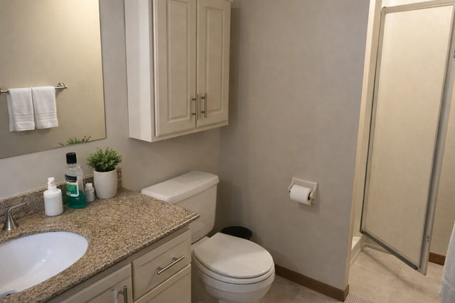 2 bed - 1 bath apartment - Photo 4