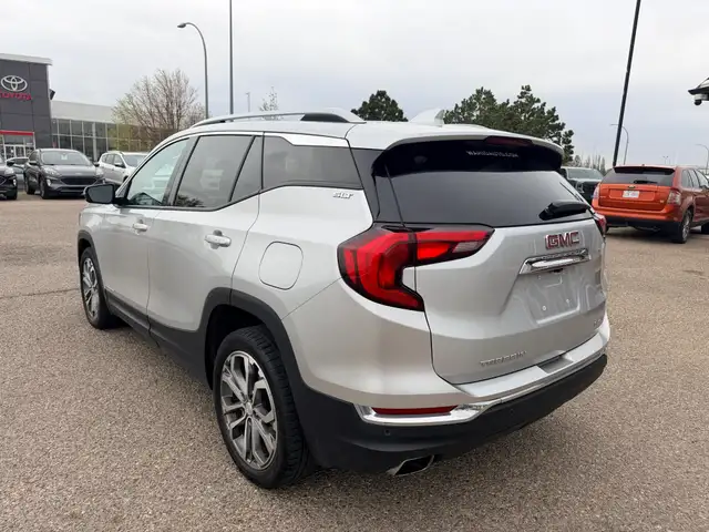 2020 GMC Terrain SLT 2.0L AWD - Photo 15