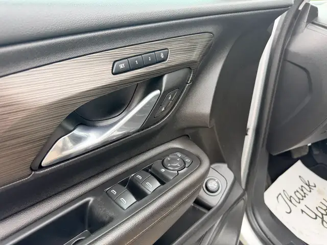 2020 GMC Terrain SLT 2.0L AWD - Photo 16