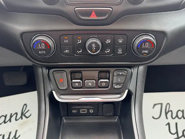 2020 GMC Terrain SLT 2.0L AWD - Photo 18