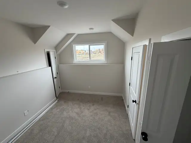 Brand New - 3 Bedroom, 2 Baths, with Garage - Photo 6