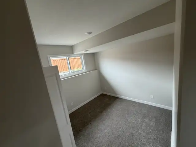 Brand New - 3 Bedroom, 2 Baths, with Garage - Photo 7