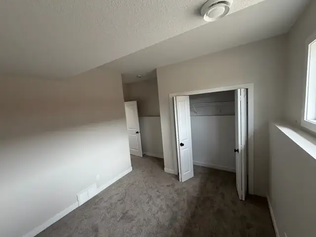 Brand New - 3 Bedroom, 2 Baths, with Garage - Photo 8