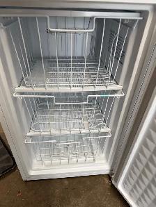 Arctic King Freezer - Photo 3