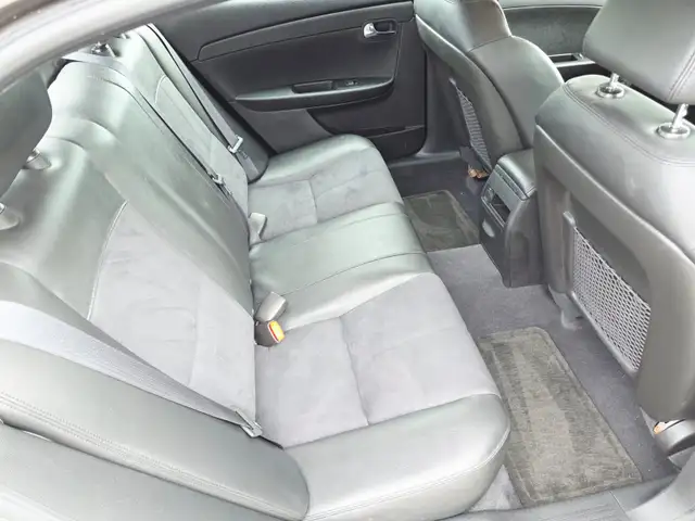 2011 Chevrolet Malibu LT Platinum Edition Clean Carfax Power Sea - Photo 10