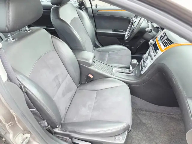 2011 Chevrolet Malibu LT Platinum Edition Clean Carfax Power Sea - Photo 11