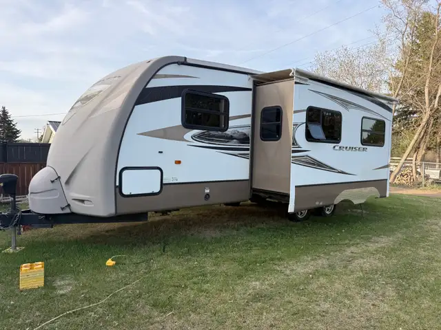 2013 CrossRoads Cruiser