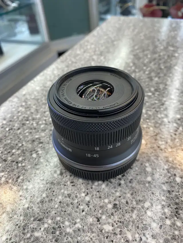 Canon 18–45mm Zoom Lens (f/4.5–6.3)