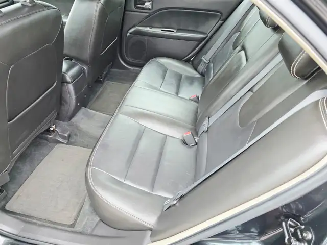 2010 Ford Fusion SEL Leather Power Seats No Accidental Claims - Photo 9