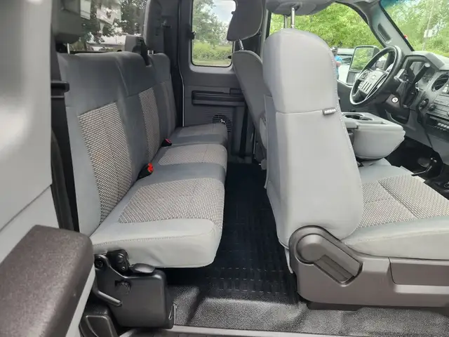 2012 Ford F 350 XL - Photo 16