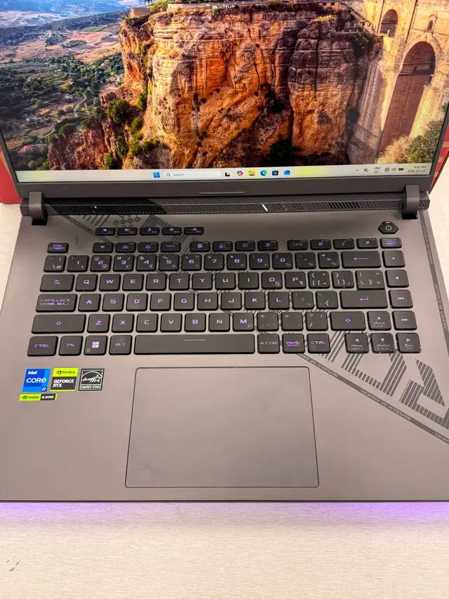 Asus ROG Strix G16 Gaming Laptop - Photo 4