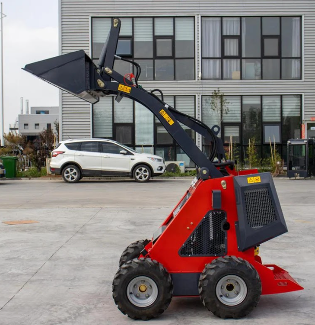 New CAEL Mini Skid Steer with Wheels certified & WarrantyCAEL - Photo 3