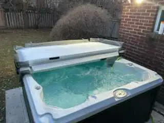 hot tub deap cleaning service - Photo 4