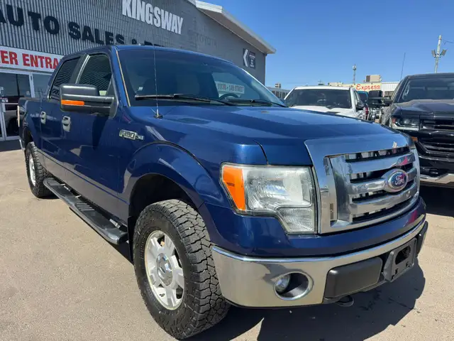 2011 FORD F-150 CREW XLT 5.0L 4X4 / ACCIDENT FREE - ONE OWNER - Photo 3