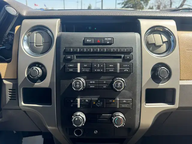 2011 FORD F-150 CREW XLT 5.0L 4X4 / ACCIDENT FREE - ONE OWNER - Photo 16