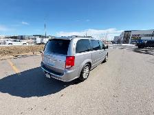 2017 Dodge Grand Caravan SXT • 7 Passenger • Stow 'n Go • New Ti - Photo 6