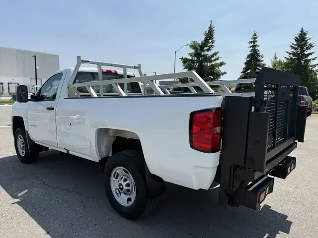 2016 Chevrolet Silverado 2500 Regular Cab- Long Box - Photo 17
