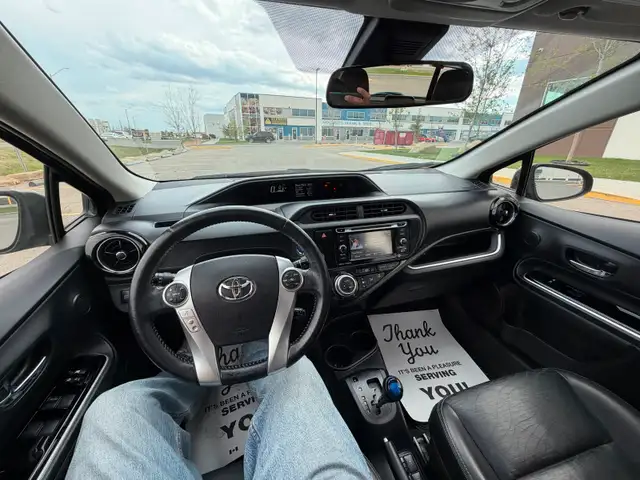 2016 Toyota Prius C Technology • Sunroof • Navigation • Hybrid - Photo 8