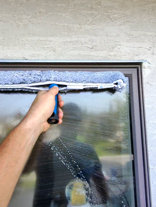 YourView Professional Window Cleaning Services - Photo 4