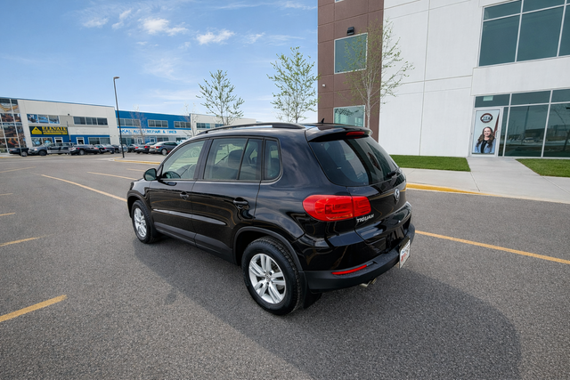 2014 Volkswagen Tiguan 4MOTION AWD • Turbo • Heated Seats - Photo 2