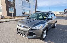 2014 Ford Escape SE • EcoBoost • Backup Camera • Heated Seats - Photo 4