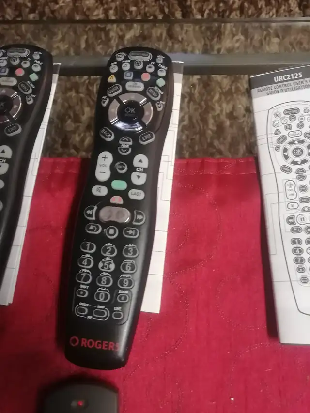 Universal remote controls with the manuals $5 each - Photo 5