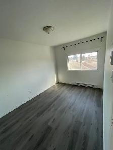 3-Bedroom Apartment – Close Downtown Ottawa - Photo 5