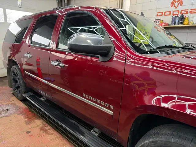 For sale:  2010 Chevrolet Suburban 1500 – Red Jewel Tintcoat - Photo 5