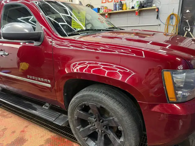 For sale:  2010 Chevrolet Suburban 1500 – Red Jewel Tintcoat - Photo 8
