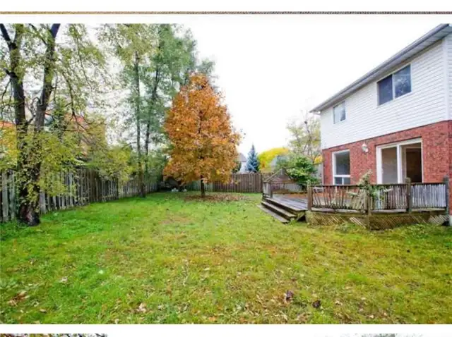 Comfortable & Updated Home Near University in Oshawa - Photo 8