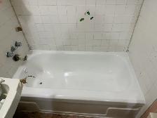 Bathtub & Tile Reglazing - Photo 4