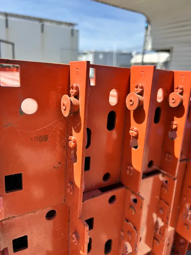 8ft Tear Drop Pallet Racking Beams 111 available - Photo 4