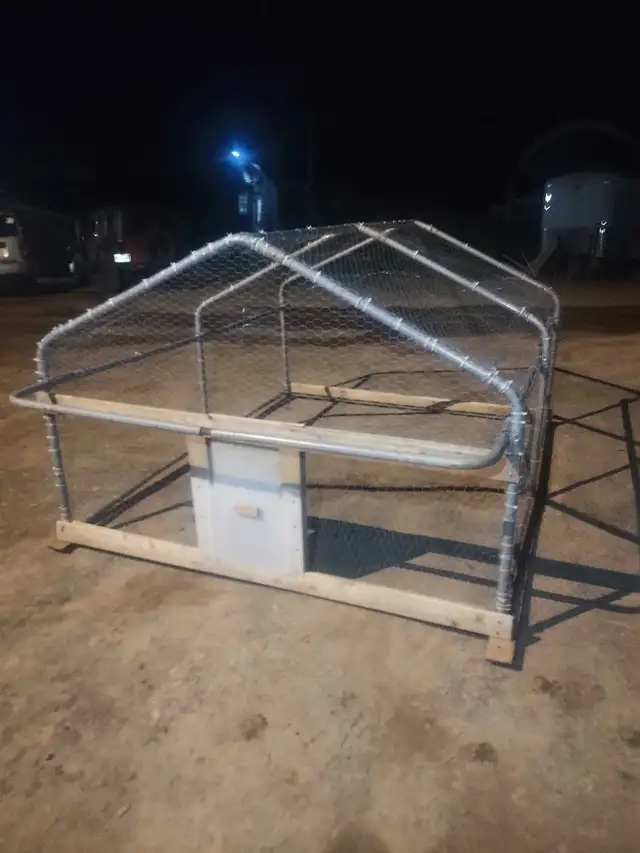 chicken tractor for sale - Photo 2