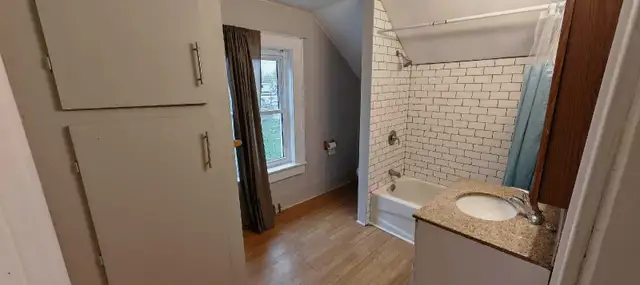Belleville 3 bedroom detached house for rent $2000 - Photo 4